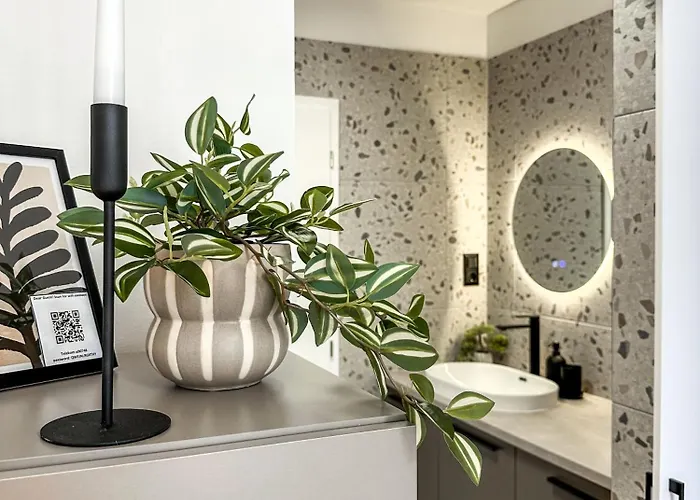Merse Luxury شقة *